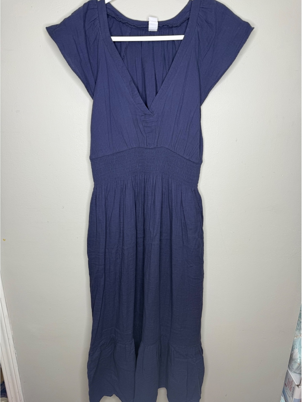 Old Navy Waist-Defined Flutter-Sleeve Smocked Midi Dress Navy Blue Small